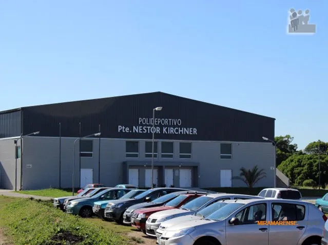 Polideportivo en Miramar