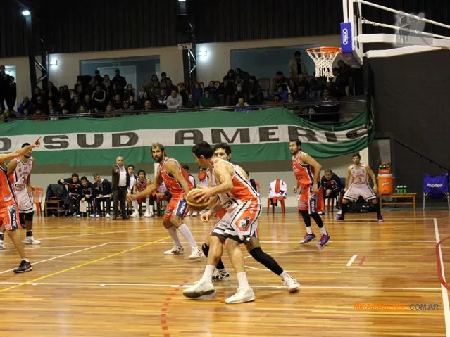 Polideportivo en Miramar