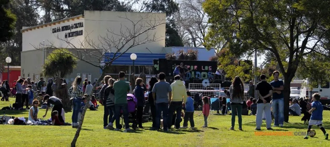 Casa de la cultura del Bicentenario en Miramar