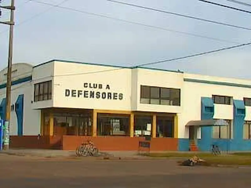 Defensores cumplió sus 80 años | Miramarense