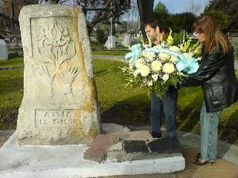 Recordatorio al atentado a la AMIA | Miramarense