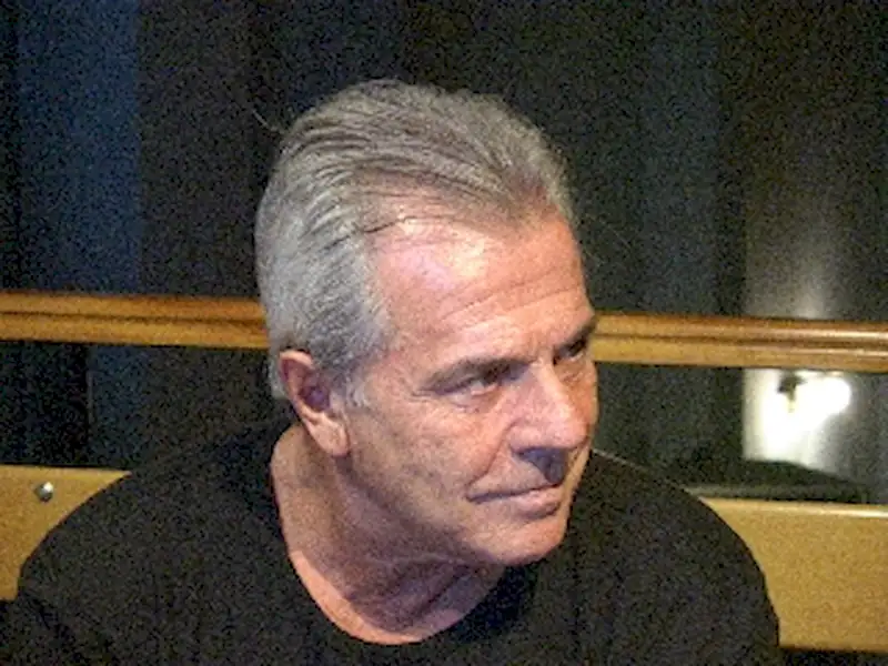 Miramar, Víctor Laplace y 