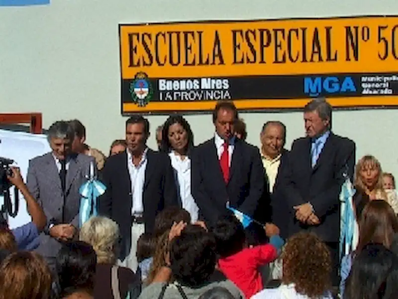 Daniel Scioli inauguró la Escuela Especial 503 | Miramarense