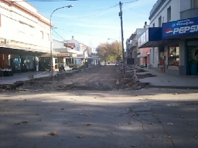 Siguen adelante los trabajos en la calle 30 | Miramarense