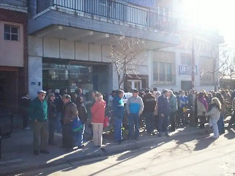 Protesta contra el aumento del Gas | Miramarense
