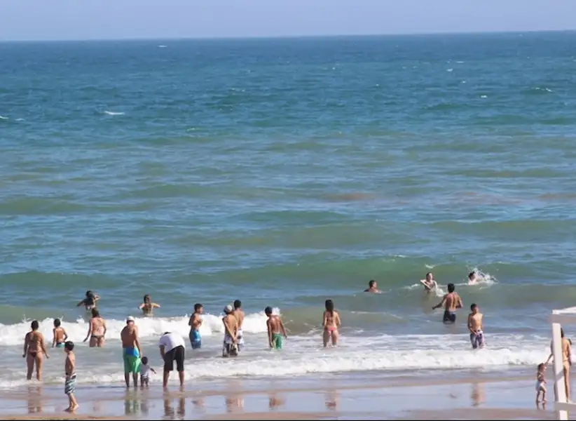 General | El calor invitó a todos a la playa