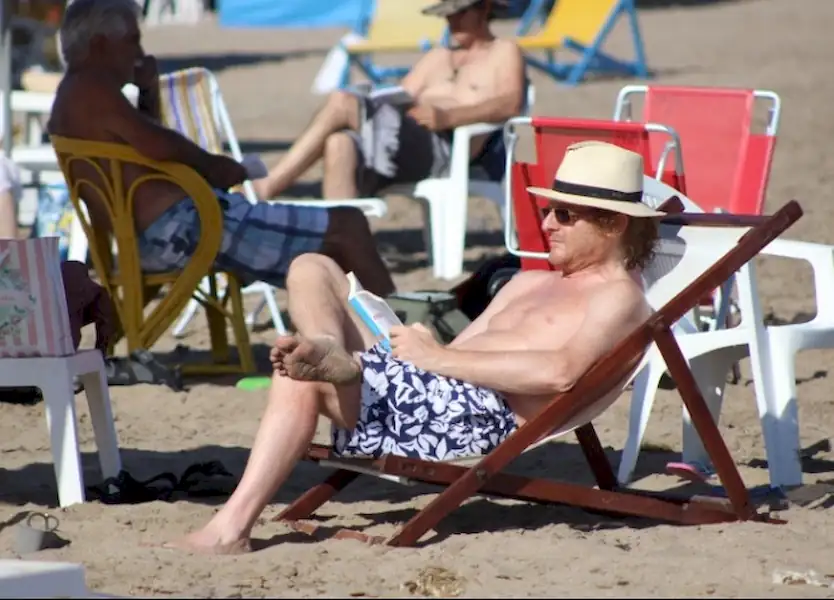 General | El calor invitó a todos a la playa