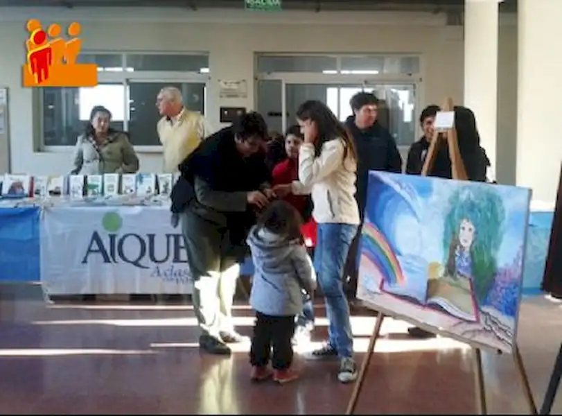 Nosotros y los Libros | Miramarense