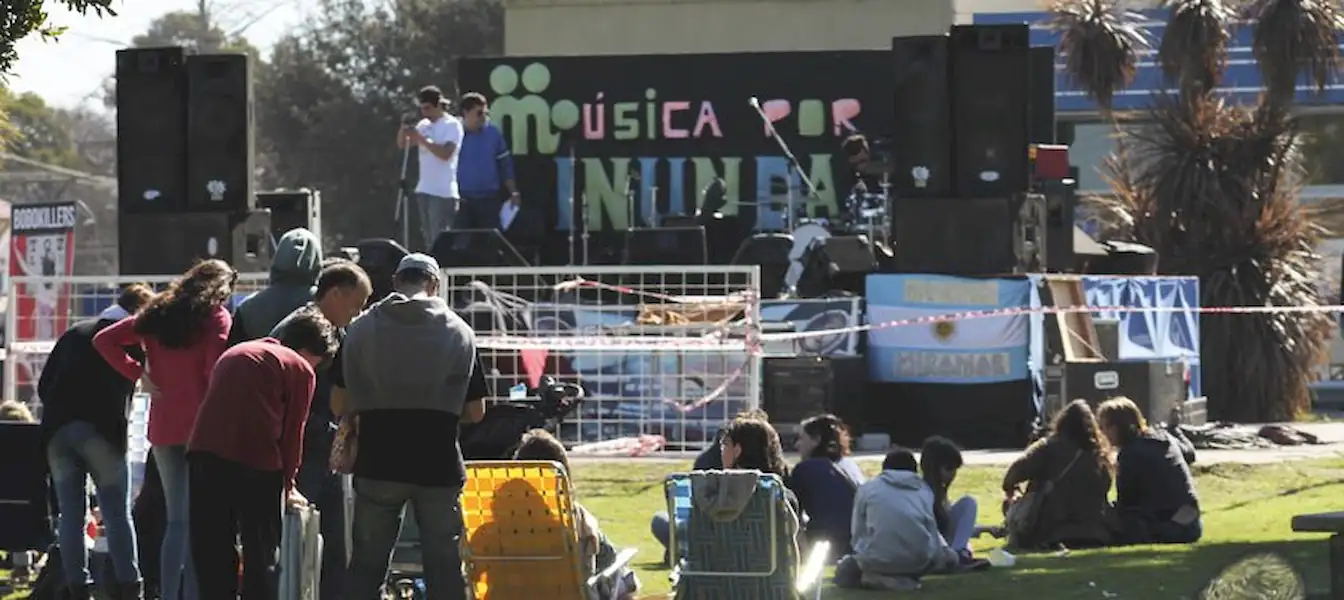 Local | Se realizó recital a beneficio de los Inundados