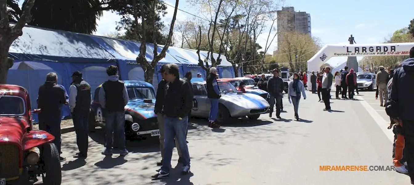 Deporte | Cupecitas históricas del Turismo Carretera