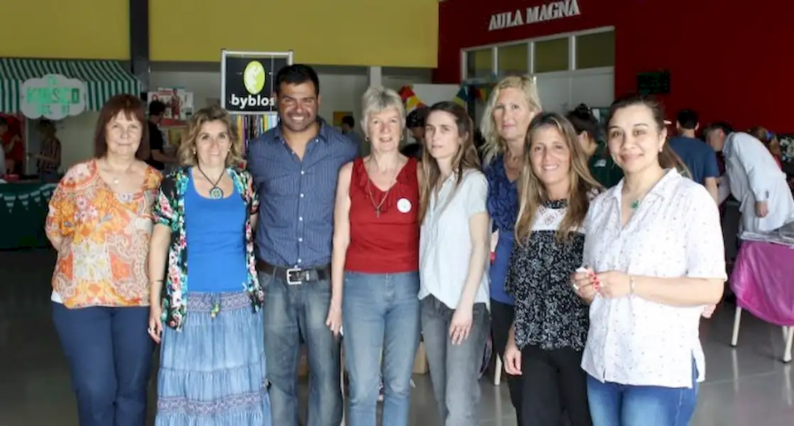 En tren de lectura | Miramarense