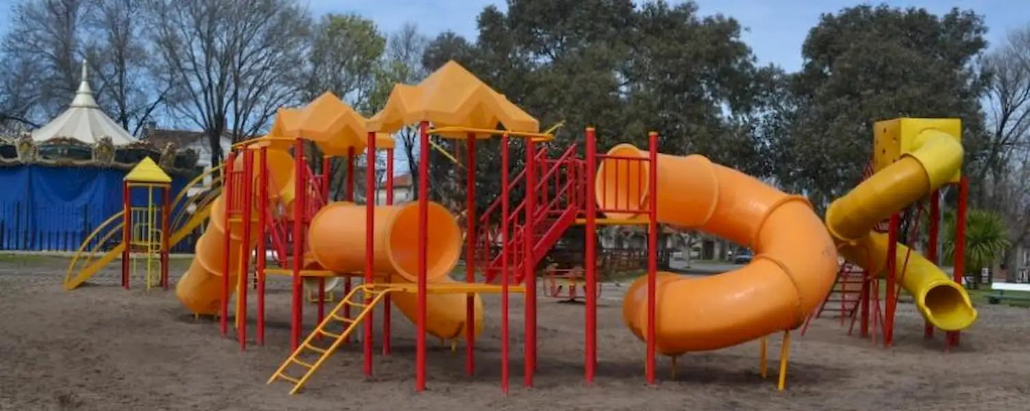 Mejoras en las plazas céntricas | Miramarense