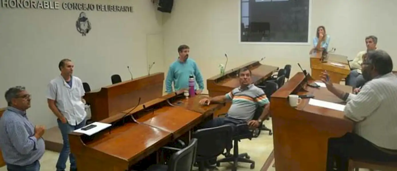 Piden por la situación de policías, pescadores y albañiles | Miramarense